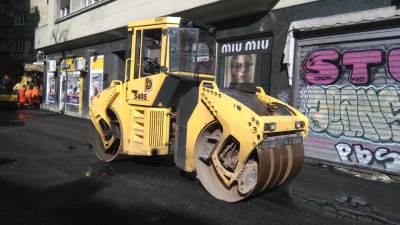  Od "Parnog valjka" ostali samo šrafovi 