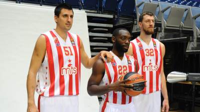  Pobeda Crvene zvezde, Bjelica rasturio Hapoel! 