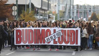  Protesti u Sarajevu: Hoćemo istinu! FOTO 