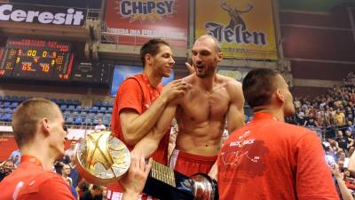  Simone, gde je pehar Evrolige? 