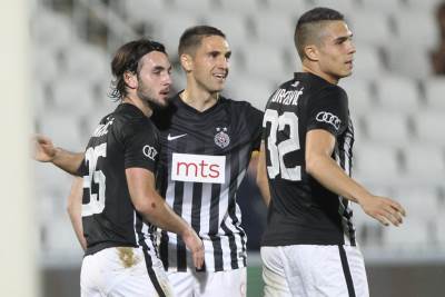  Partizan lako sa bezopasnim Pazarcima 