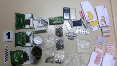  Novi Grad: Pronađena droga, oružje i novac 