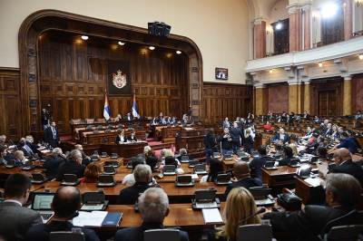  Ministru pozlilo, zadržan u bolnici 