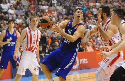  Luka-Mitrovic-i-Carls-Dzenkins-o-porazu-Zvezde-od-Efesa. 