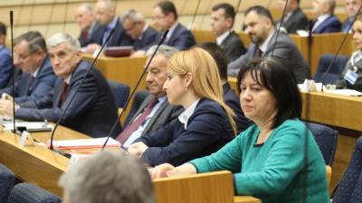  Narodna skupština RS kvorum 28 poslanika 