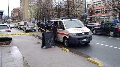  ranila muža u frizerskom salonu 