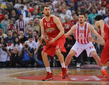  Nikola Milutinov: Očekivao sam više zvižduka  