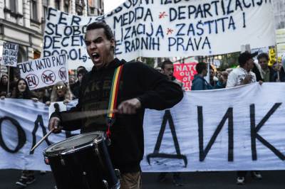  Vučić: OVO je crvena linija za proteste 