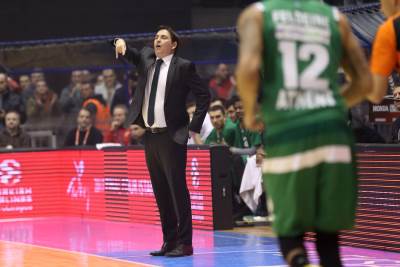  Panatinaikos izgubio, predsjednik kaznio trenera i igrače 