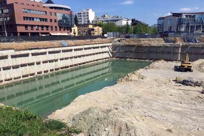  Banjaluka: Leglo komaraca u centru grada? 