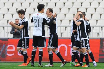  Partizanu ne smetaju prazne tribine 