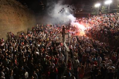  Navijači novčano pomažu KK Crvena zvezda 