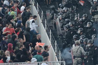  VIDEO-Sukob-Grobari-i-Delije-finale-Kup-Srbije 