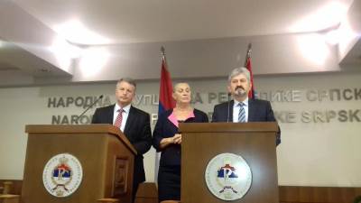  Opozicionari od Vlade traže odgovore na 22 pitanja 