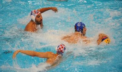  Srbija-Hrvatska u polufinalu 