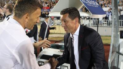  Olimpijakos - Besnik Hasi dobio otkaz 