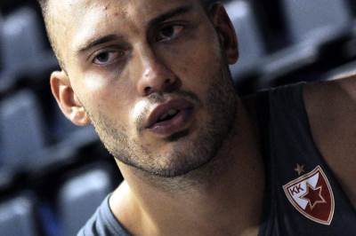  Stefan Janković potpisao za Partizan 