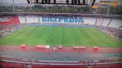  Trava-na-stadionu-Rajko-Mitic. 