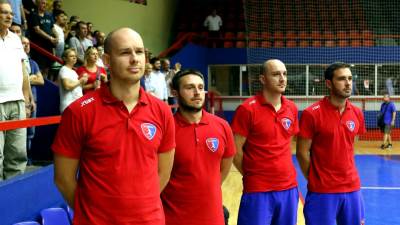  RK Borac - RK Crvena zvezda treneri Nenad Peruničić Bojan Unčanin 