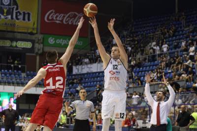  Novica Veličković produžio ugovor sa KK Partizan 