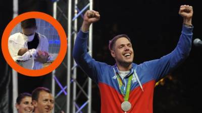  DIRLJIVO: Kad čuješ gde je tata bio... (FOTO) 