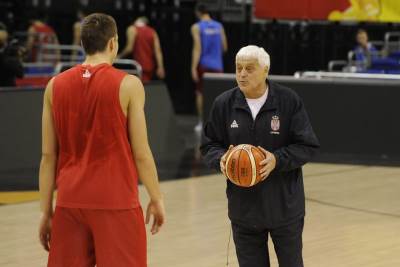  Zašto je Muta Nikolić "pecnuo" Hrvate? 