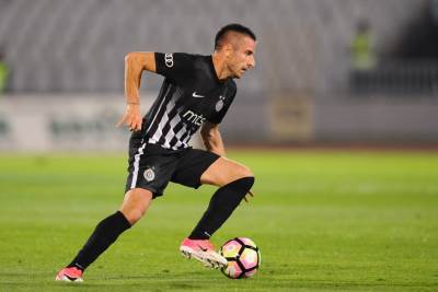  Tošić: Morali smo bolje, ali nije gotovo 