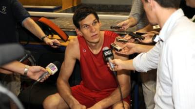  Boban Marjanović - poljubac za navijače 