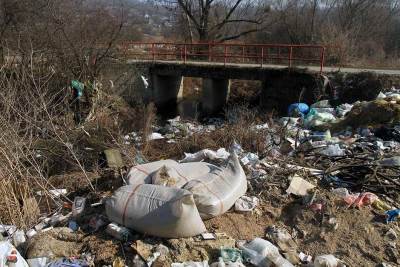  Nađeno 18 džakova s ljudskim ostacima 