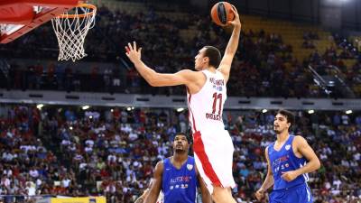  Novi ugovor i veća minutaža za Milutinova 