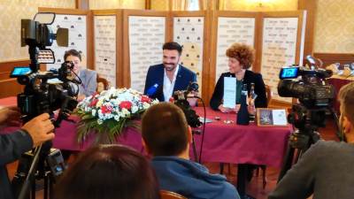  Ivan Bosiljčić: Glumci pjevaju, i te kako! 