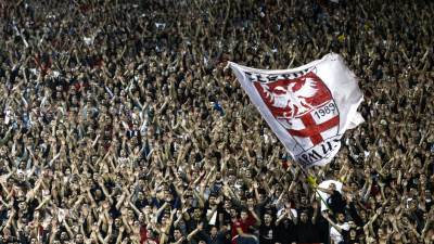  Crvena zvezda Arsenal navijači VIDEO 