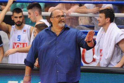  Budućnost rutinski sačuvala vrh 