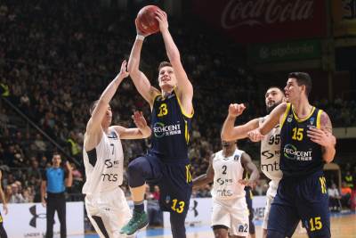  Alba održala čas sporom Partizanu 