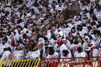  UEFA obavestila Zvezdu: Ključ na tribine, uslovno 