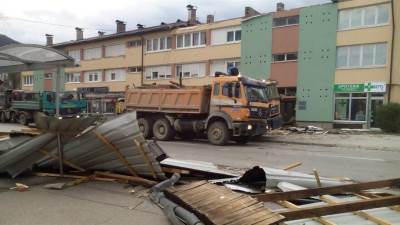  Vatrogasci spriječili prodiranje vode u zgrade 