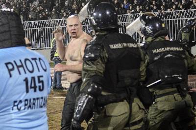  NOVI SNIMAK HULIGANA: "Odakle ste, bre, vi?" 