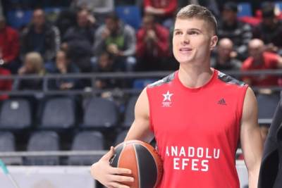  Edo Murić postpisao za Stelmet 