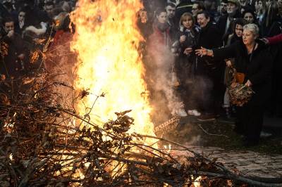  Zapaljeni badnjaci širom BiH 
