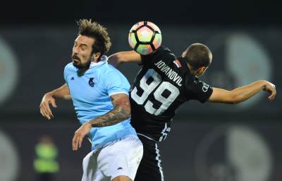  Udaranje lopte glavom oštećuje mozak 