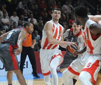  Zvezda Armani Nemanja Dangubić 