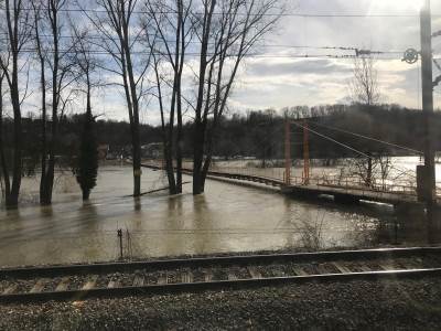 Una i Sana i dalje rastu, sve službe na oprezu 