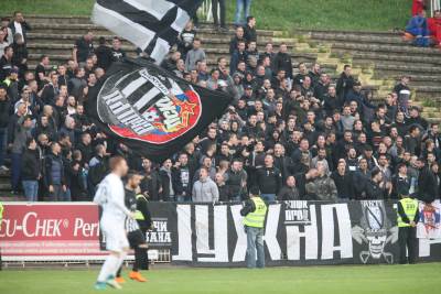  Razjedinjeni Grobari u jednom su složni (VIDEO) 