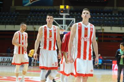  ZVEZDA: Prvo gostovanje i odmah - derbi 