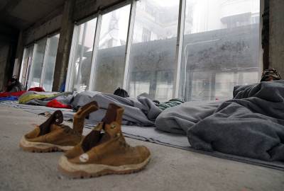  Bihać: Migranti se sele, EK preuzima brigu 