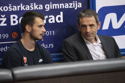  Zvezda blizu cilja, ali Topić grmi: Nismo tim! 