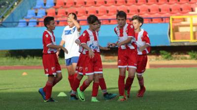  Borac Crvena zvezda prijateljske utakmice predpioniri 0:8, kadeti 0:2 