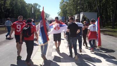  Navijači Srbija i Rusija idu na utakmicu Srbija-Kostarika Mundijal 2018 