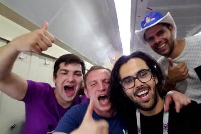  U-vozu-Samara-Moskva-sa-navijacima-Srbije-Rusije-i-Kostarike-kolumna-Nikola-Jankovic-Mondo 