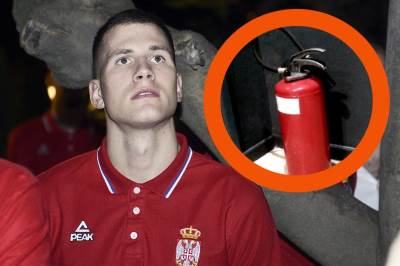  HIT: Ovako je Nedović zaprosio manekenku! 